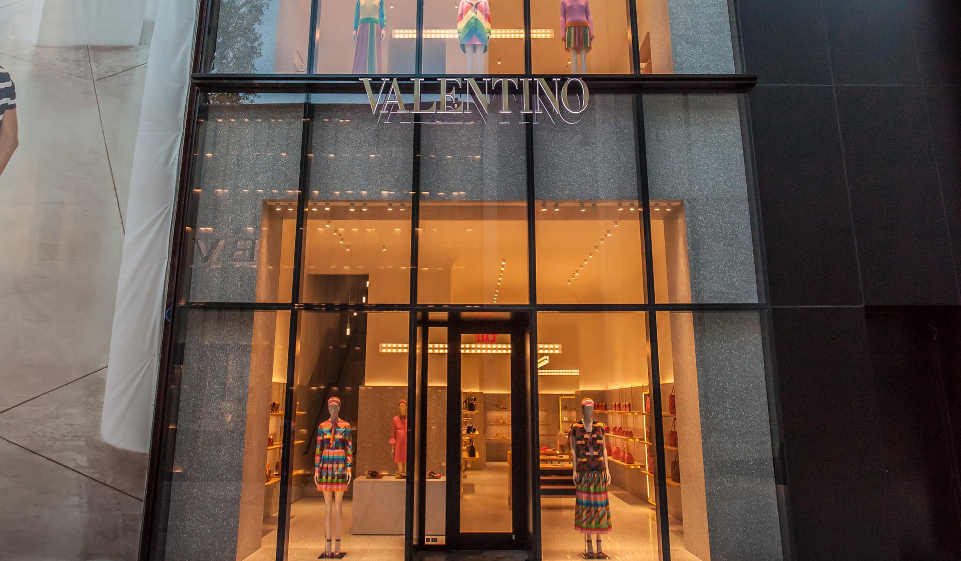 Ansøger slå udledning Valentino store in Miami, Florida | Miami Design District